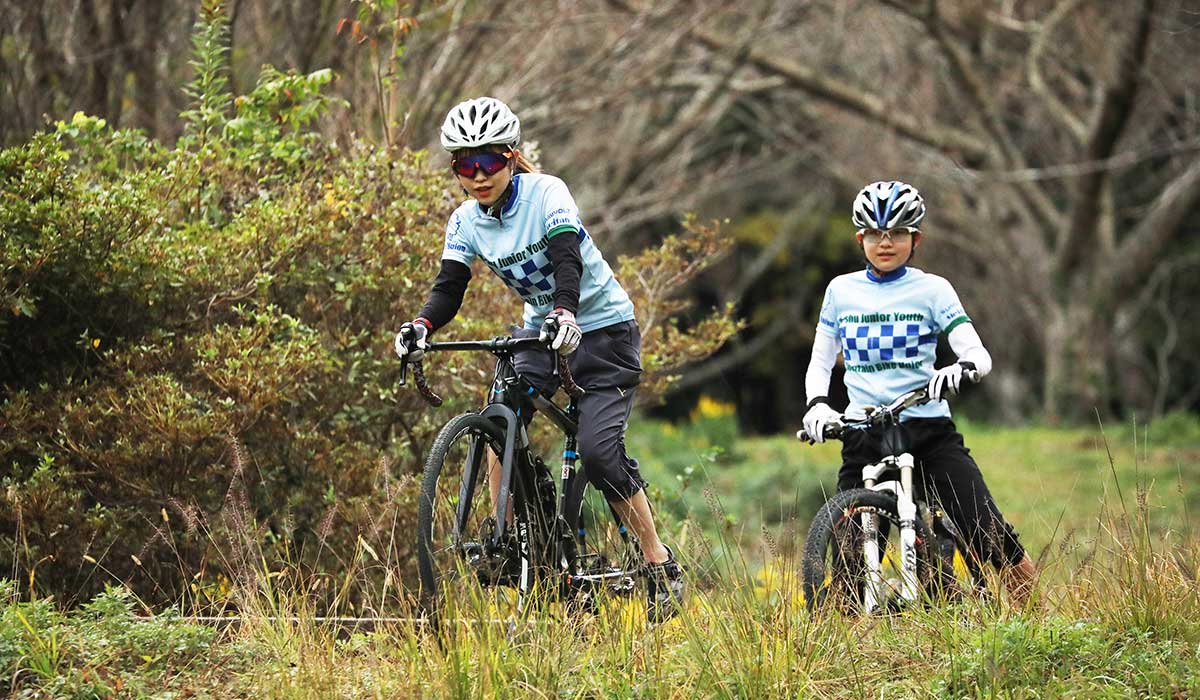 マウンテンバイク（MTB）家族　坂口姉妹