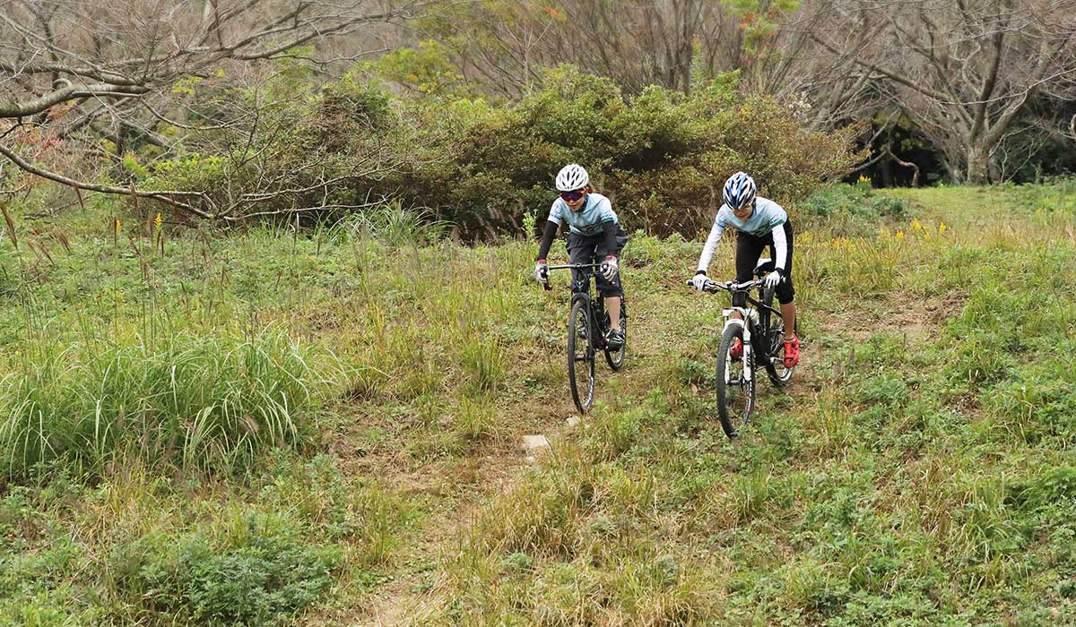 マウンテンバイク（MTB）家族　坂口姉妹